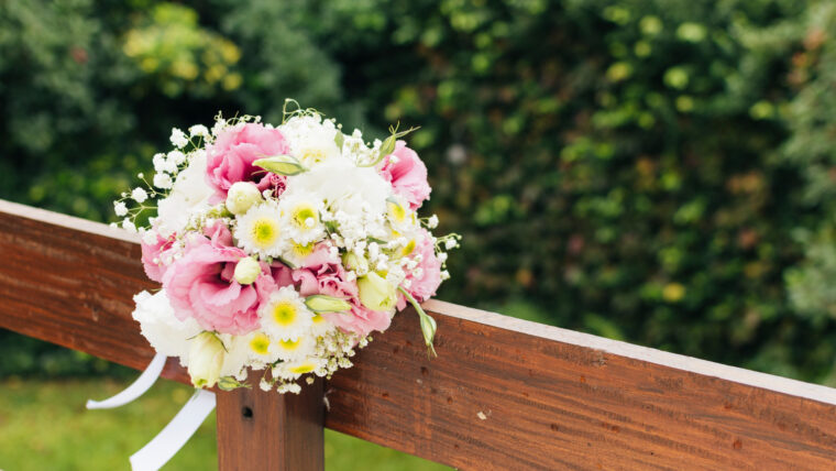 June Summer Wedding Bouquet Ideas