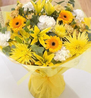 a bouquet of yellow flowers