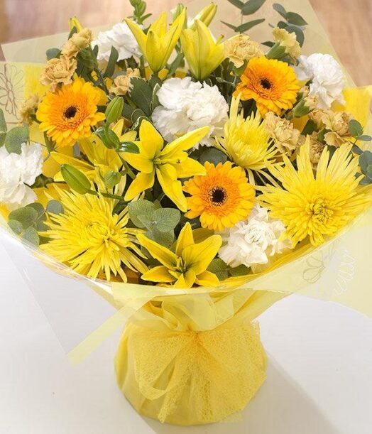 a bouquet of yellow flowers